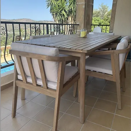 Villa Estrellas