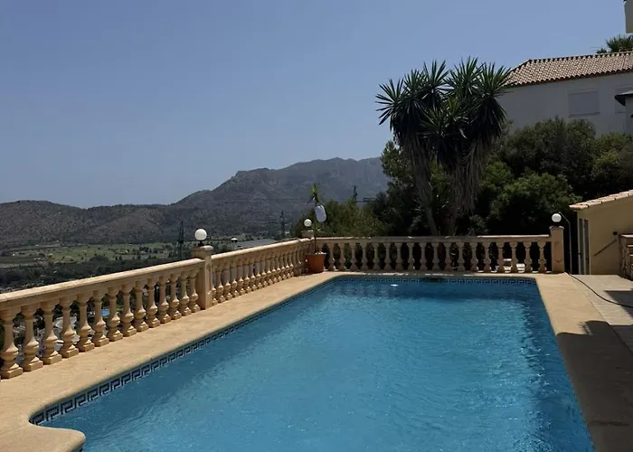 Estrellas Villa